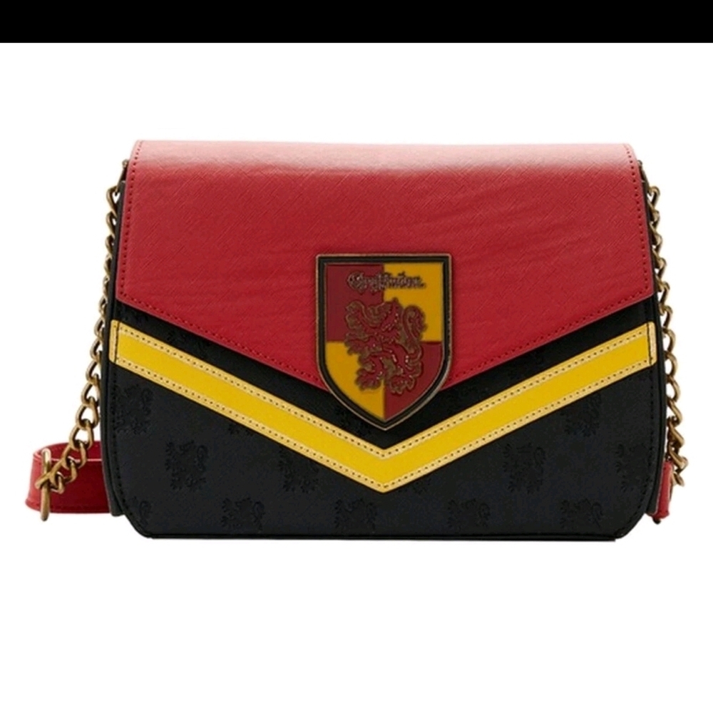 Loungefly Harry Potter Gryffindor Crossbody Bag Chain Strap Red Black
